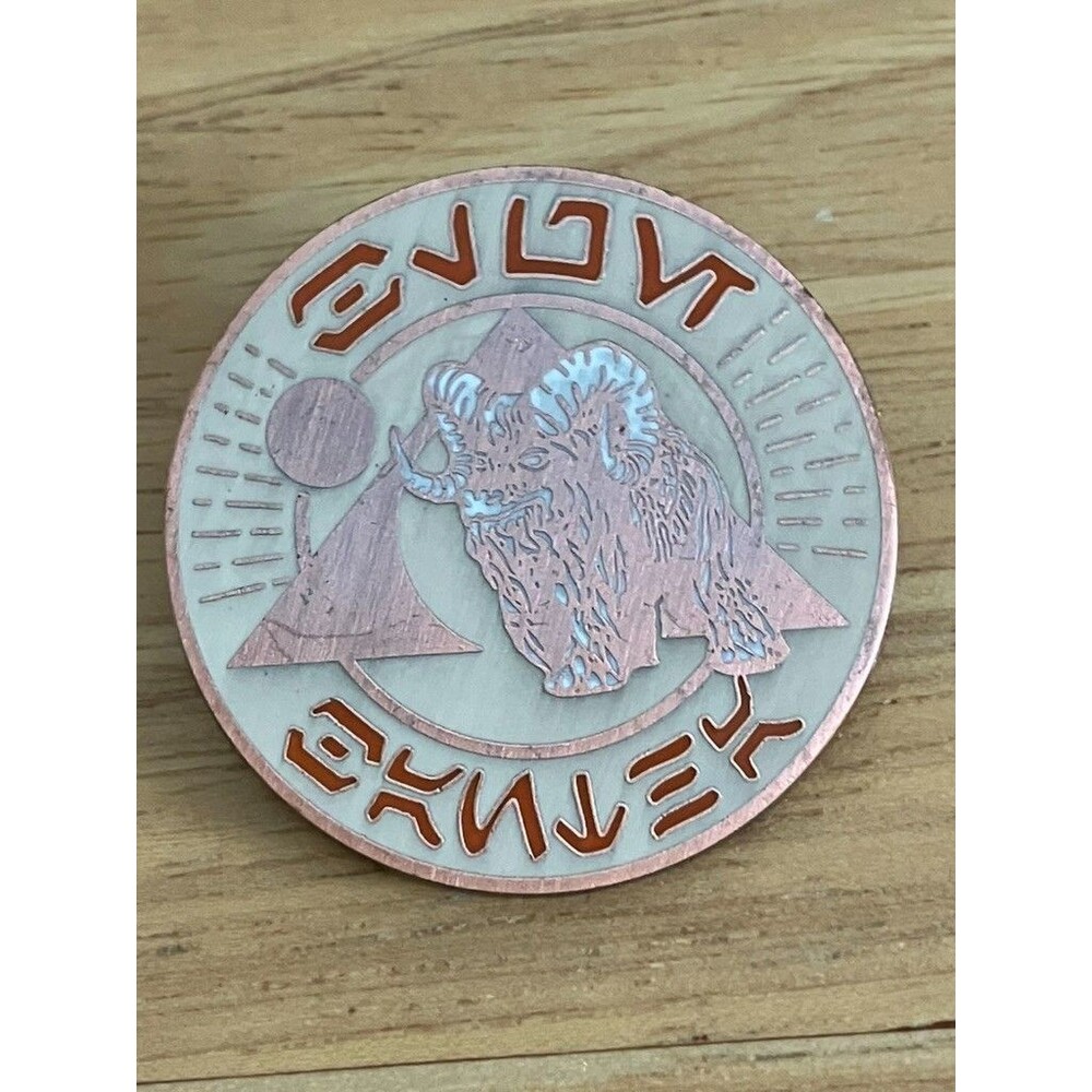 Disney Star Wars Oga’s Cantina Coaster Bantha Pin Galaxy's Edge Blue Milk